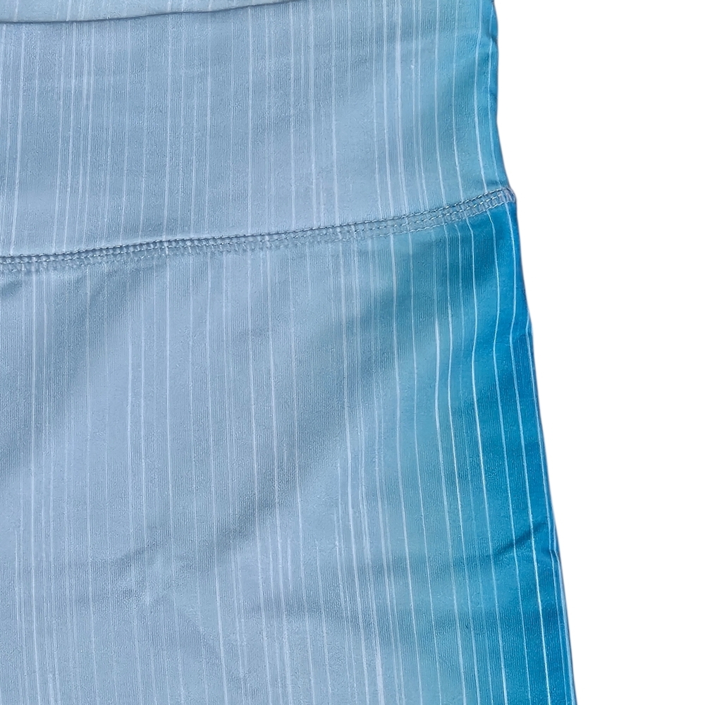 Xersion Ombre Leggings - Red and Blue Pinstripes - Picture 3 of 6